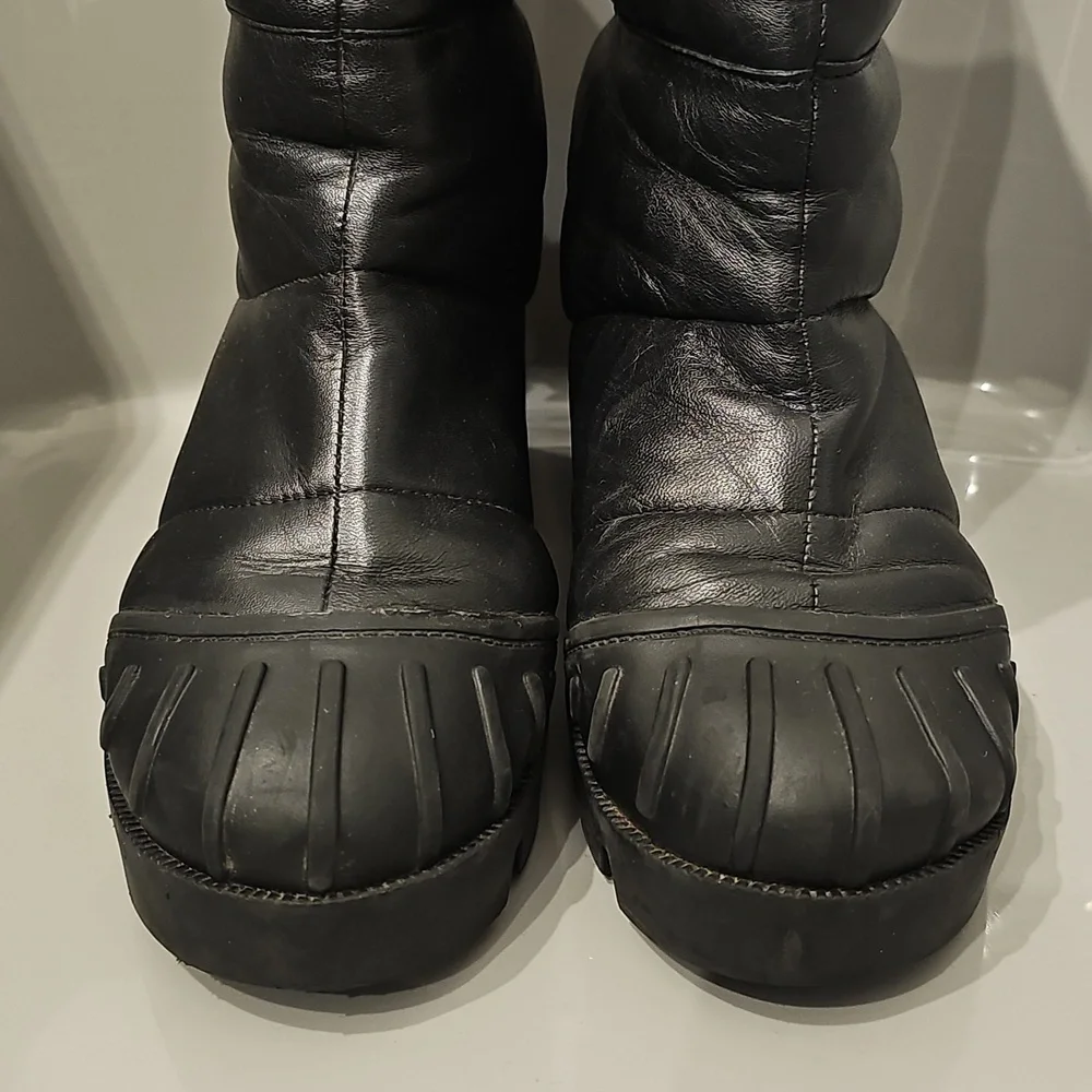 SCHUTZ Black Winter Boots